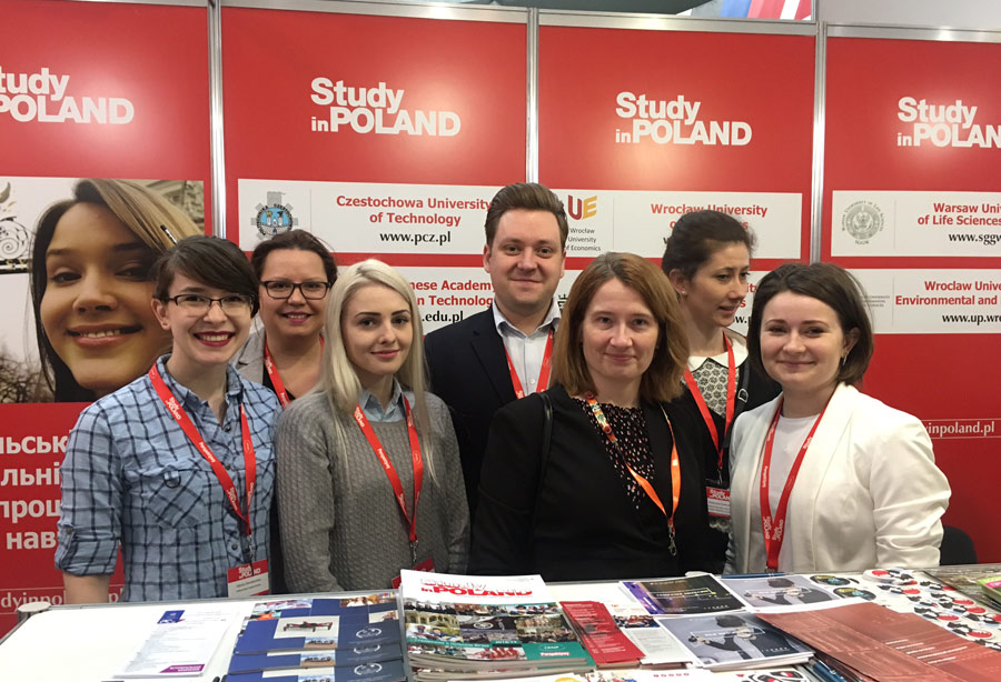 Ukraińcy stawiają na studia w Polsce